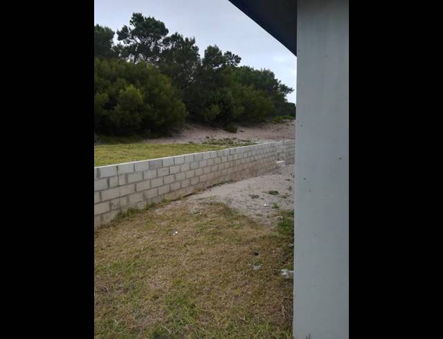 3 BEDROOM HOUSE FOR SALE IN PARADISE BEACH